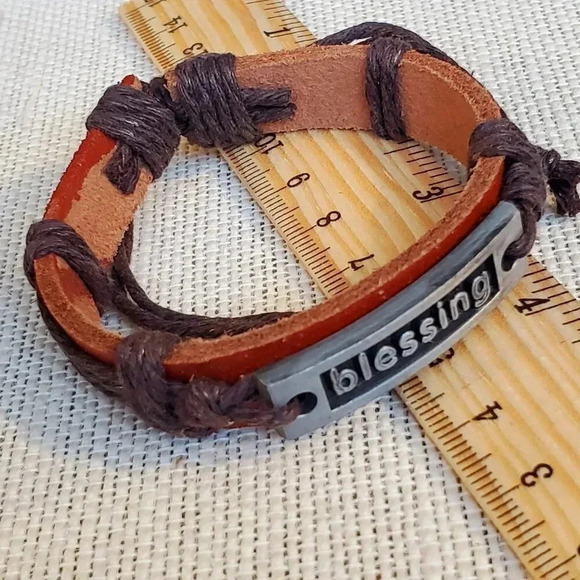 Blessing Positive Affirmation Leather Bracelet - Picture 5 of 5